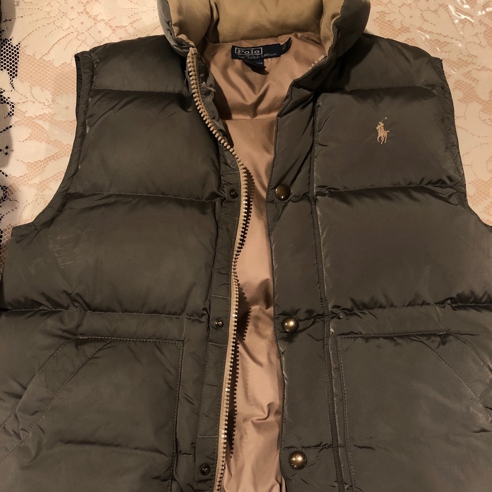 Polo vest